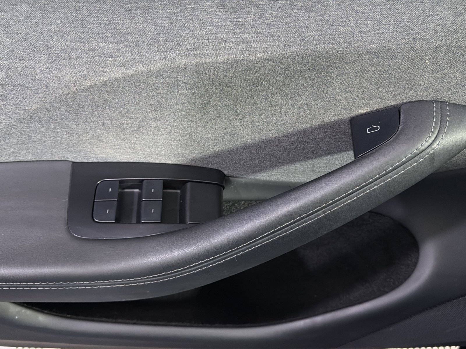 Used 2024 Tesla Model 3 Standard Range RWD image 34