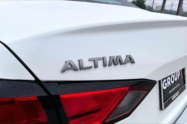 Certified 2023 Nissan Altima 2.5 SV FWD image 10