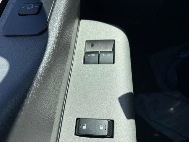 Used 2016 Ford F250 Lariat w/ Chrome Package AWD/4WD image 15