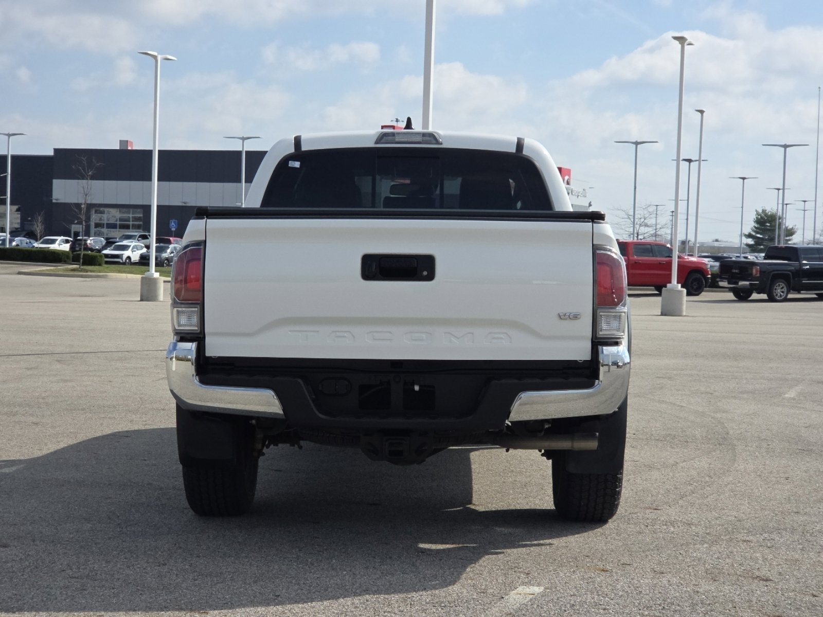 Used 2021 Toyota Tacoma TRD Off-Road image 18