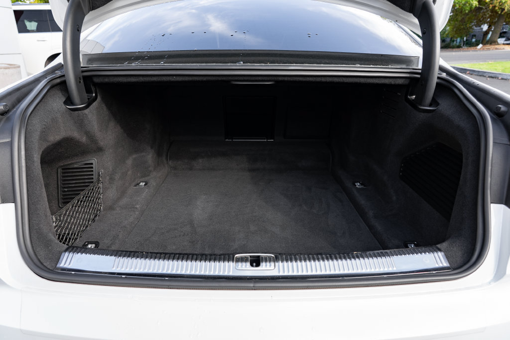 Used 2019 Audi A8 L 3.0T w/ Executive Package AWD/4WD image 8