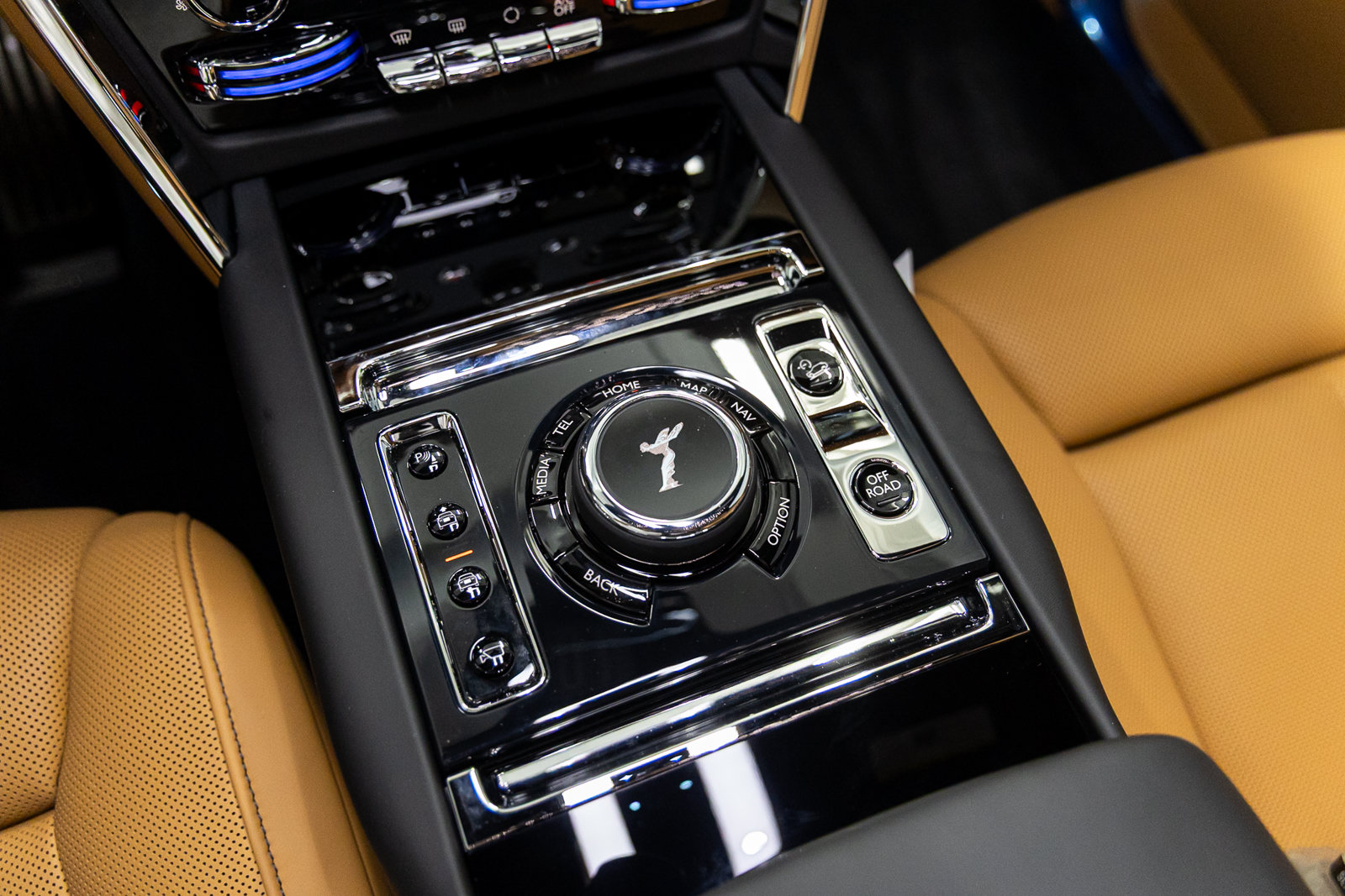 New 2027 Rolls-Royce Cullinan AWD/4WD image 46