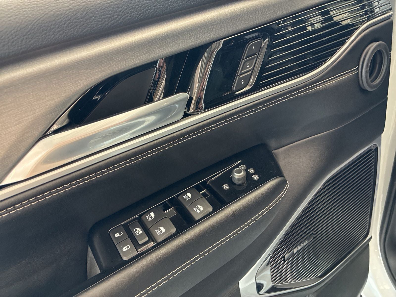 New 2026 Jeep Grand Wagoneer Limited AWD/4WD image 11