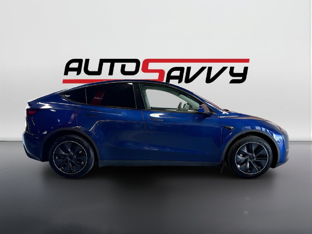 Used 2024 Tesla Model Y Long Range AWD/4WD image 8