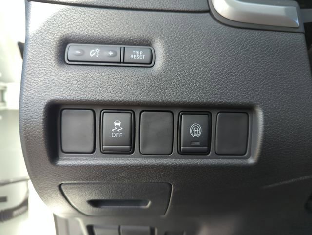 Certified 2024 Nissan Murano SV image 39