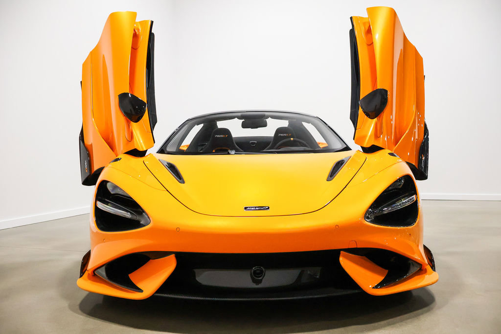 Used 2022 McLaren 765LT RWD image 29