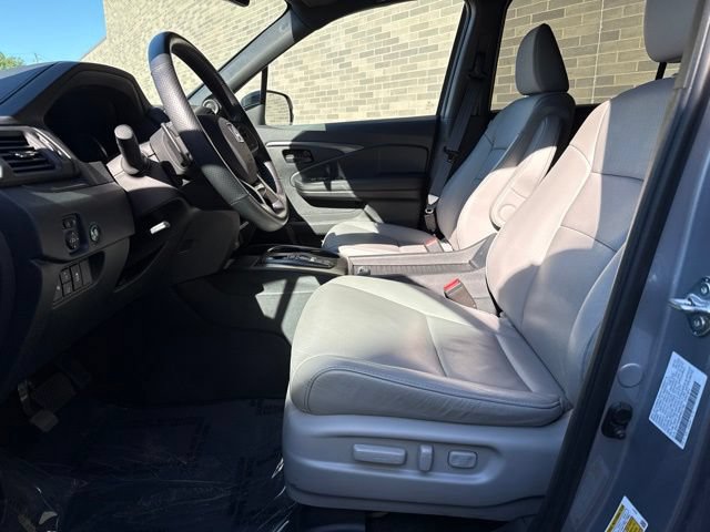 Used 2023 Honda Passport EX-L image 13