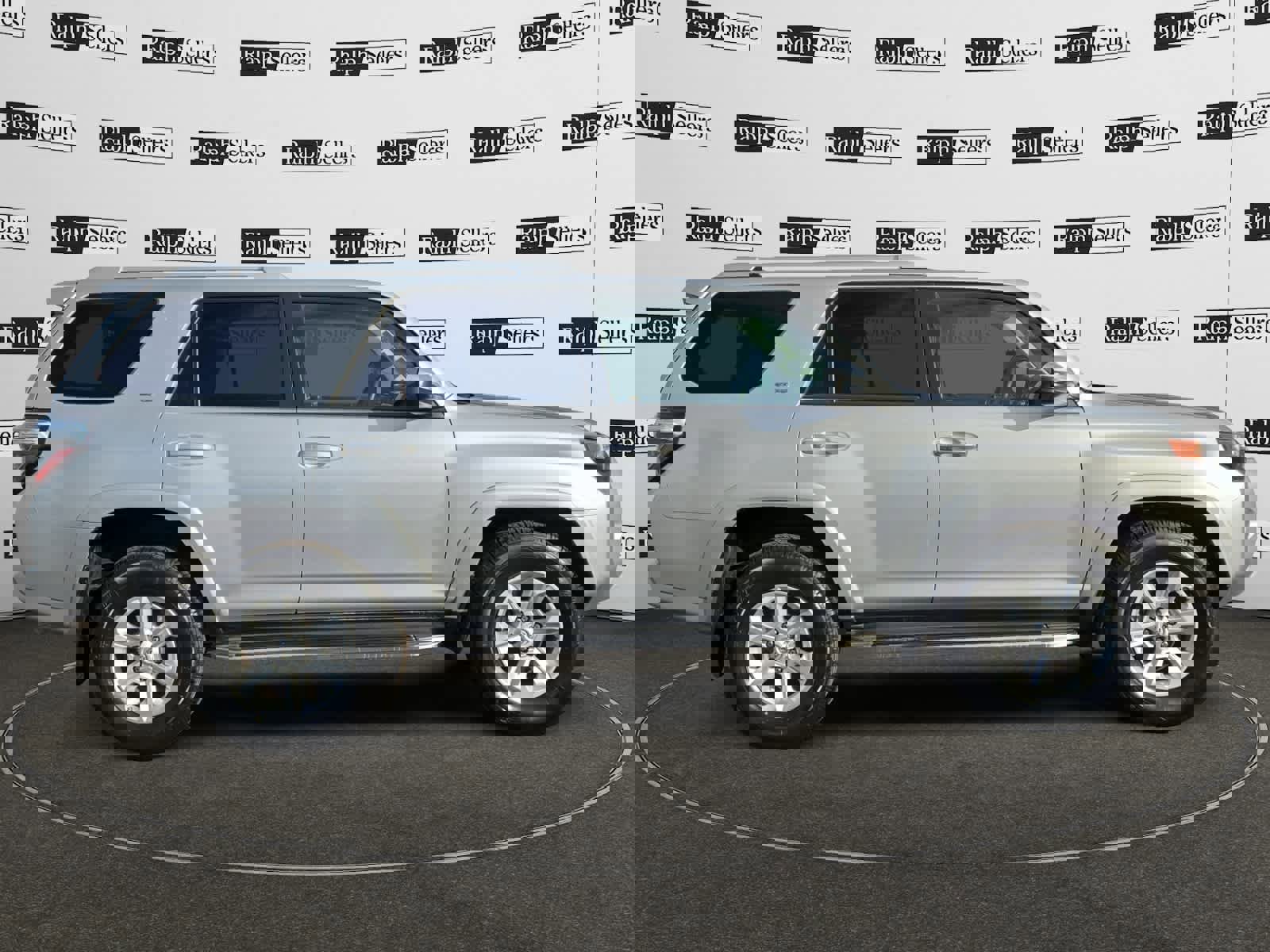 Used 2018 Toyota 4Runner SR5 image 7