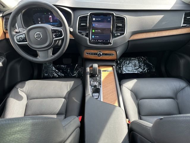 Certified 2023 Volvo XC90 B6 Plus w/ Protection Package Premier image 17