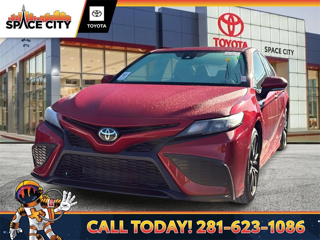 Used 2023 Toyota Camry SE