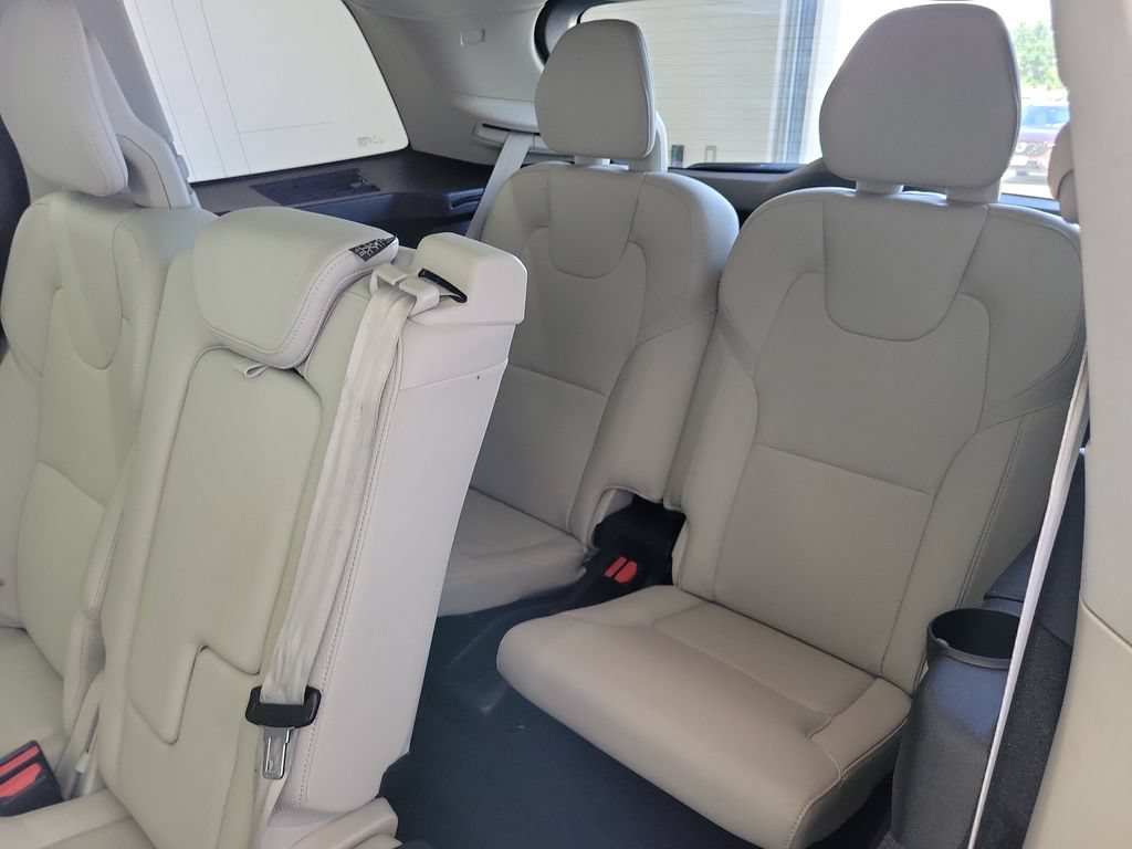 Used 2023 Volvo XC90 B6 Plus w/ Protection Package AWD/4WD image 14