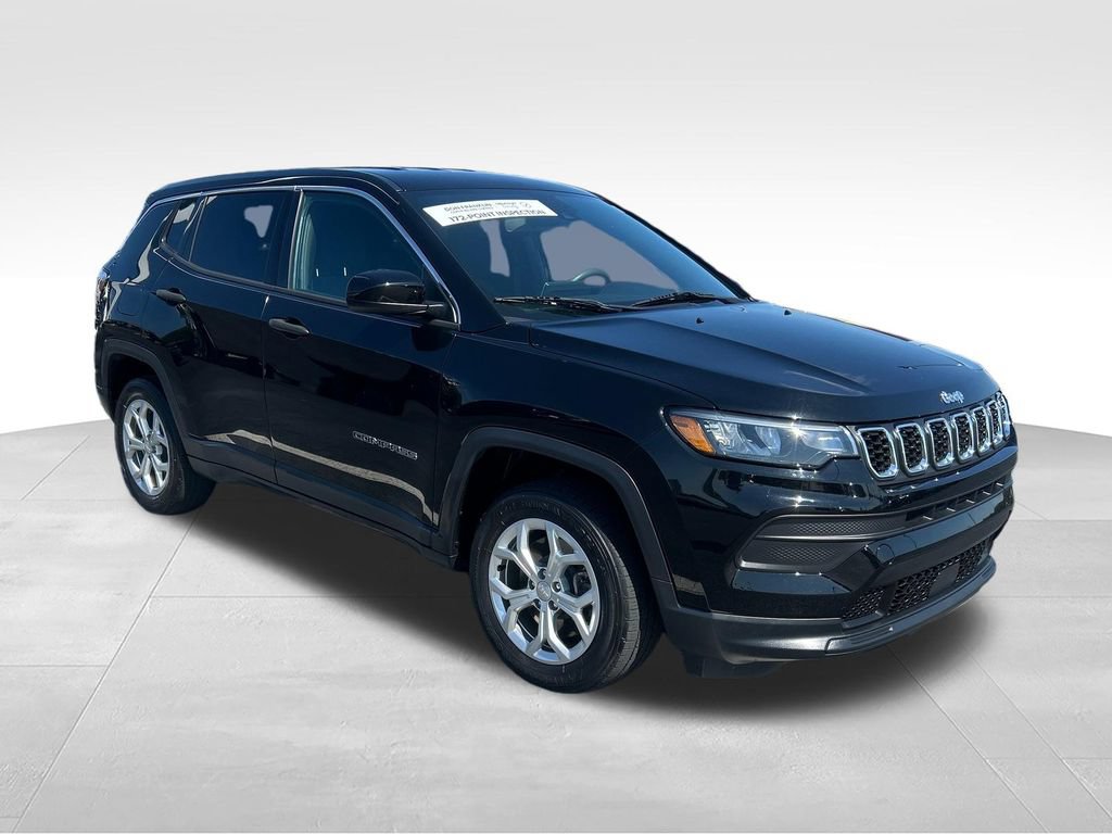 Used 2024 Jeep Compass Sport AWD/4WD image 8