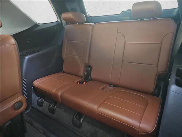 Used 2021 Chevrolet Traverse High Country image 12