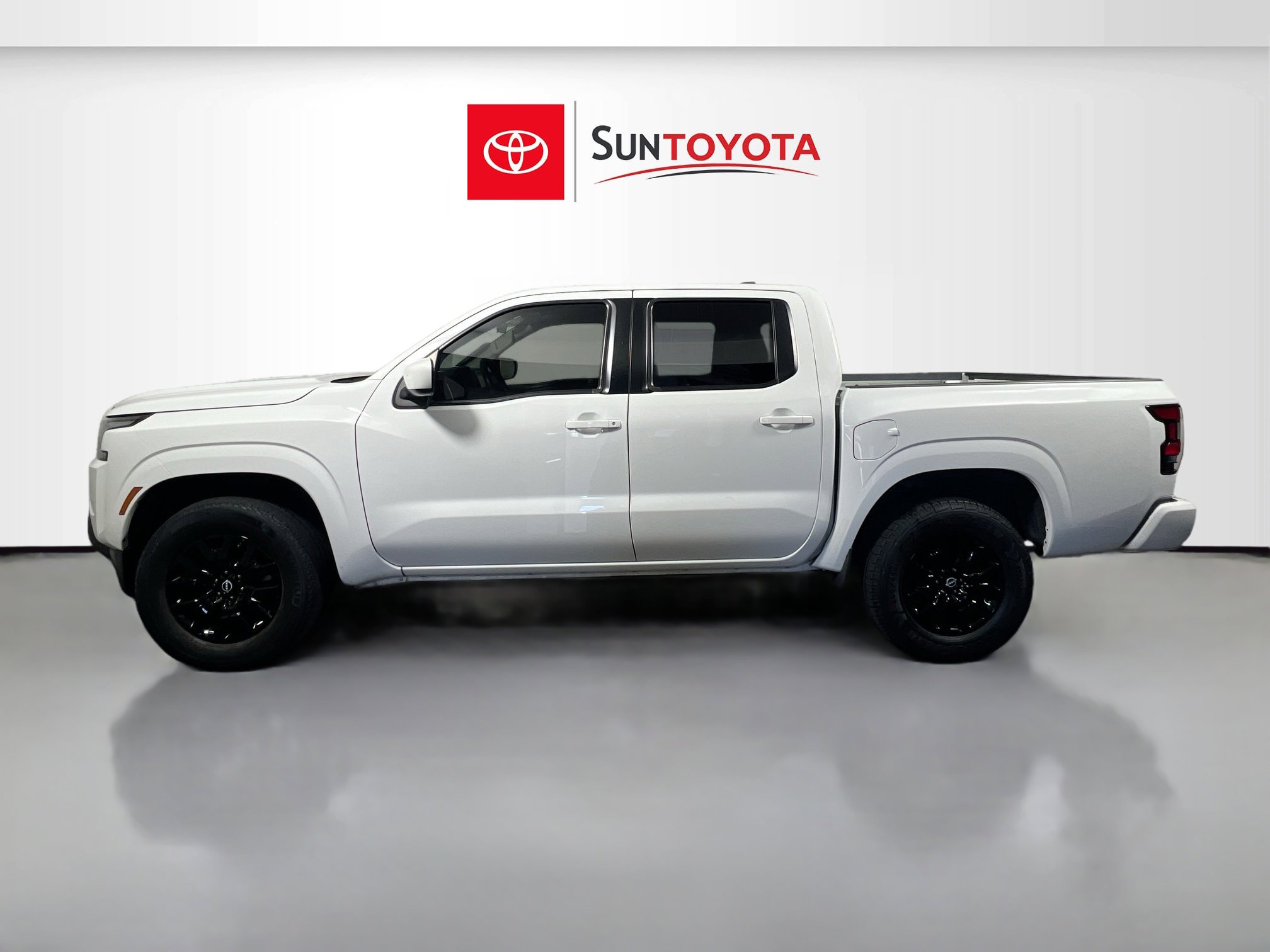 Used 2022 Nissan Frontier SV image 7