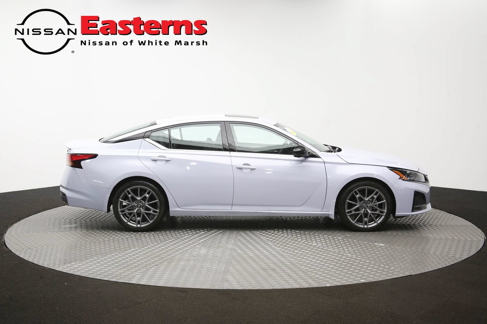 Used 2023 Nissan Altima 2.0 SR FWD image 44