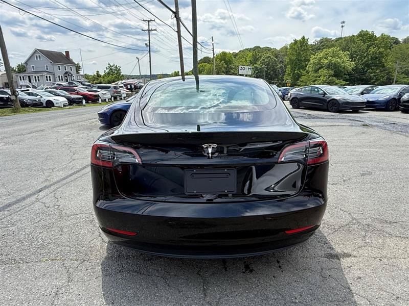 Used 2023 Tesla Model 3 Standard Range RWD image 4