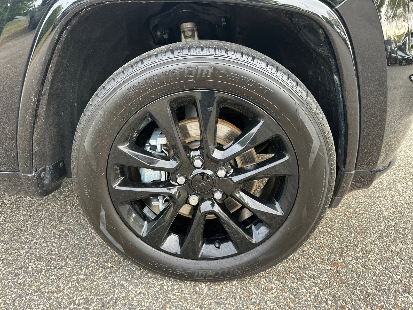 Used 2022 Jeep Grand Cherokee Laredo X RWD image 10