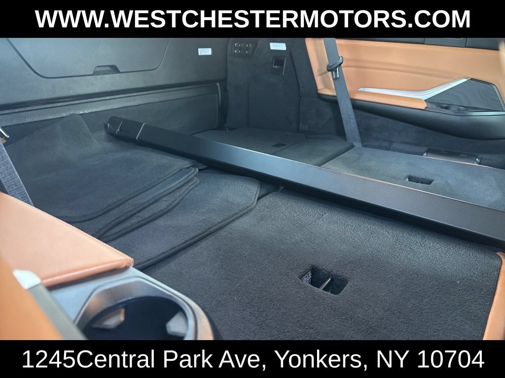 Used 2020 BMW X7 xDrive40i w/ M Sport Package AWD/4WD image 26