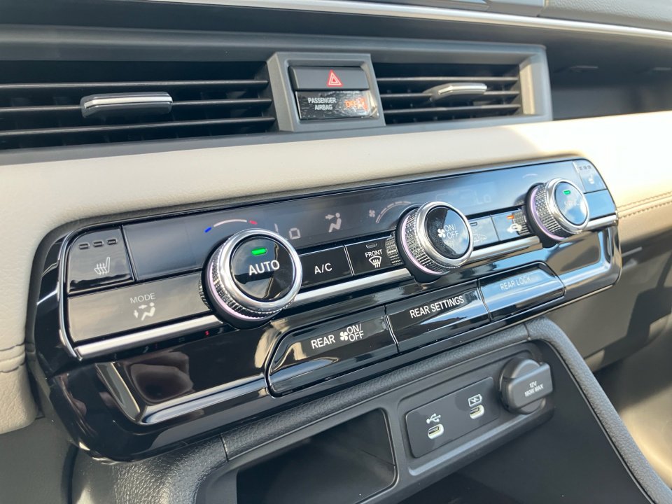 New 2026 Honda Pilot Touring image 18