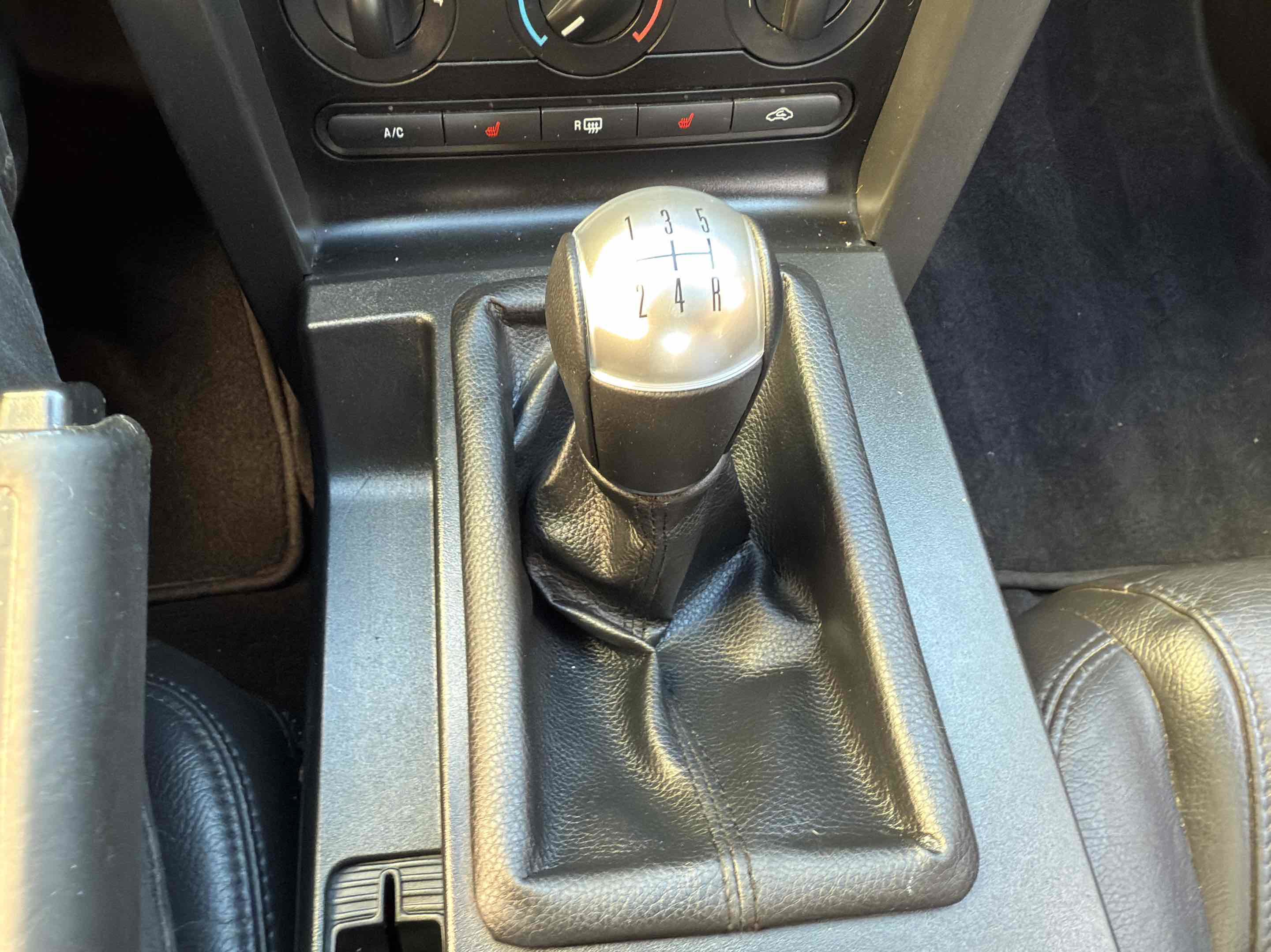 Used 2008 Ford Mustang GT Premium RWD image 34