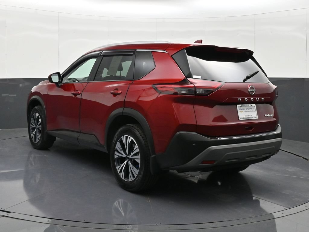 Used 2023 Nissan Rogue SV w/ SV Premium B Package AWD/4WD image 3