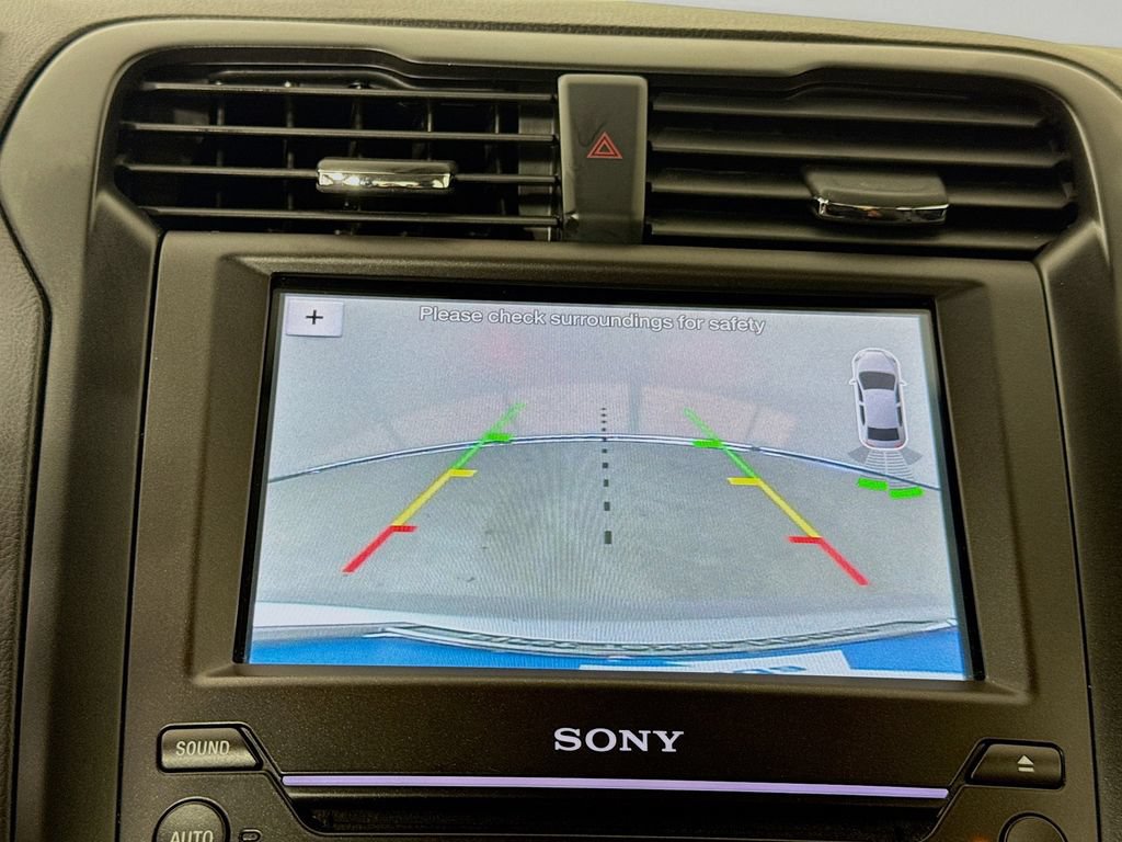 Used 2019 Ford Fusion Titanium FWD image 17