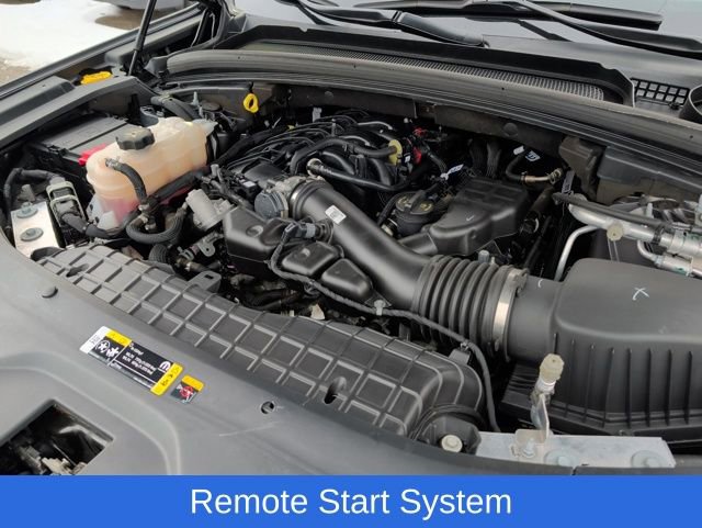 Used 2023 Jeep Grand Cherokee L Laredo image 30