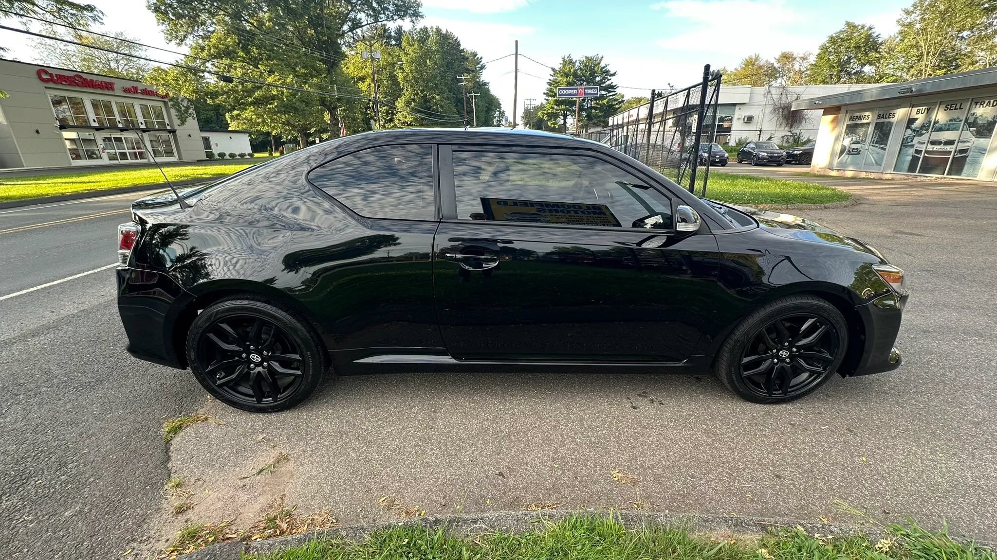 Used 2014 Scion tC FWD image 4