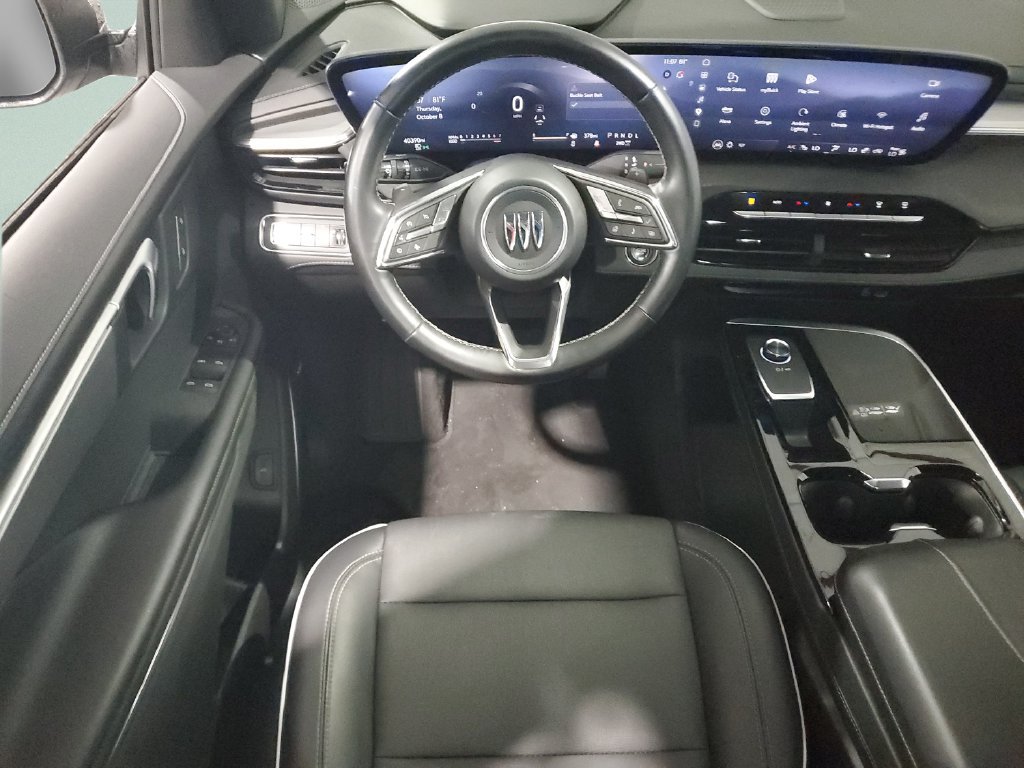 Used 2025 Buick Enclave Preferred AWD/4WD image 12