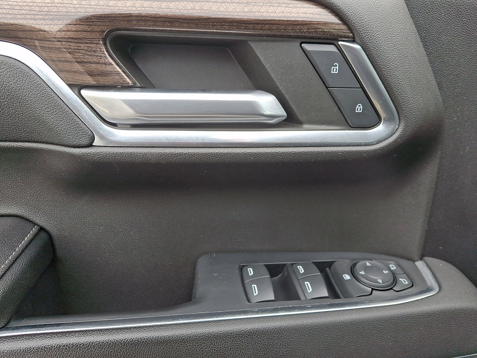 Used 2023 Chevrolet Silverado 1500 RST w/ Rally Edition image 12