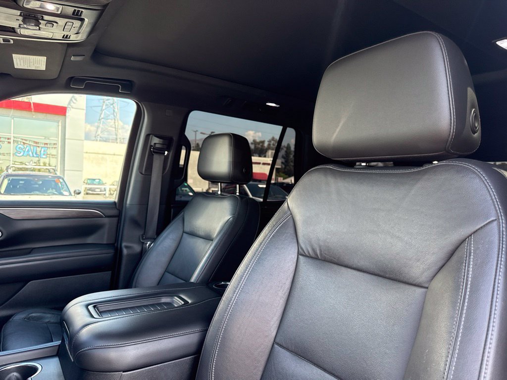 Used 2021 Chevrolet Tahoe Z71 w/ Z71 Signature Package AWD/4WD image 21