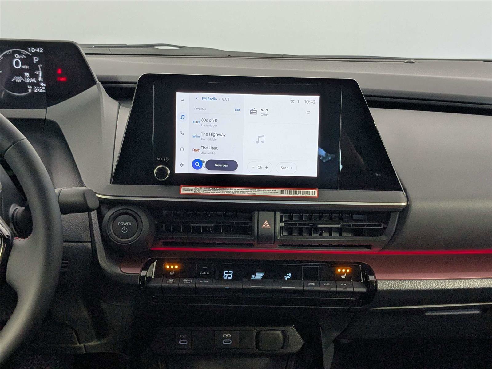 Used 2025 Toyota Prius Plug-In Hybrid image 39