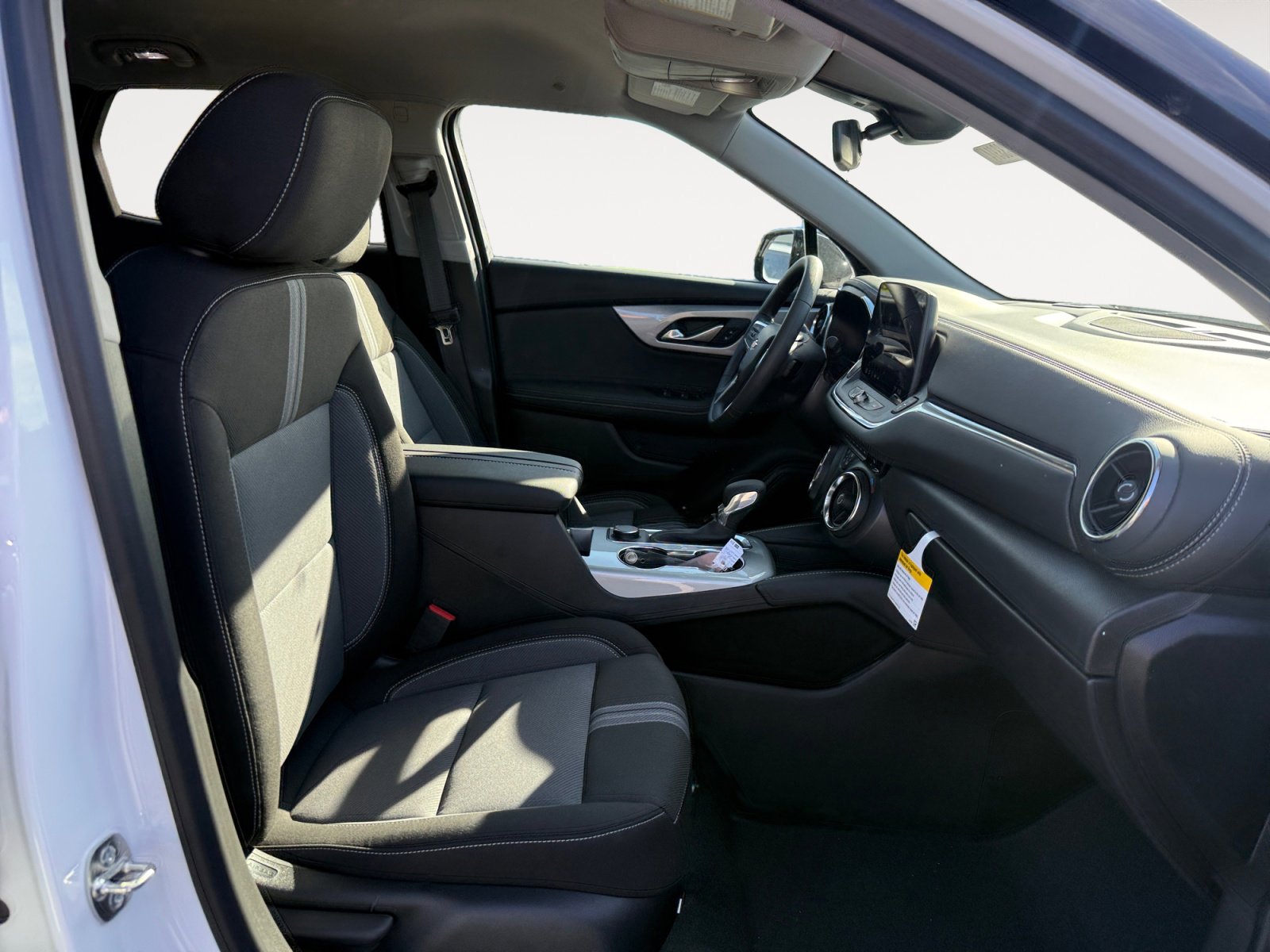 New 2026 Chevrolet Blazer LT w/ Midnight/Sport Edition FWD image 19