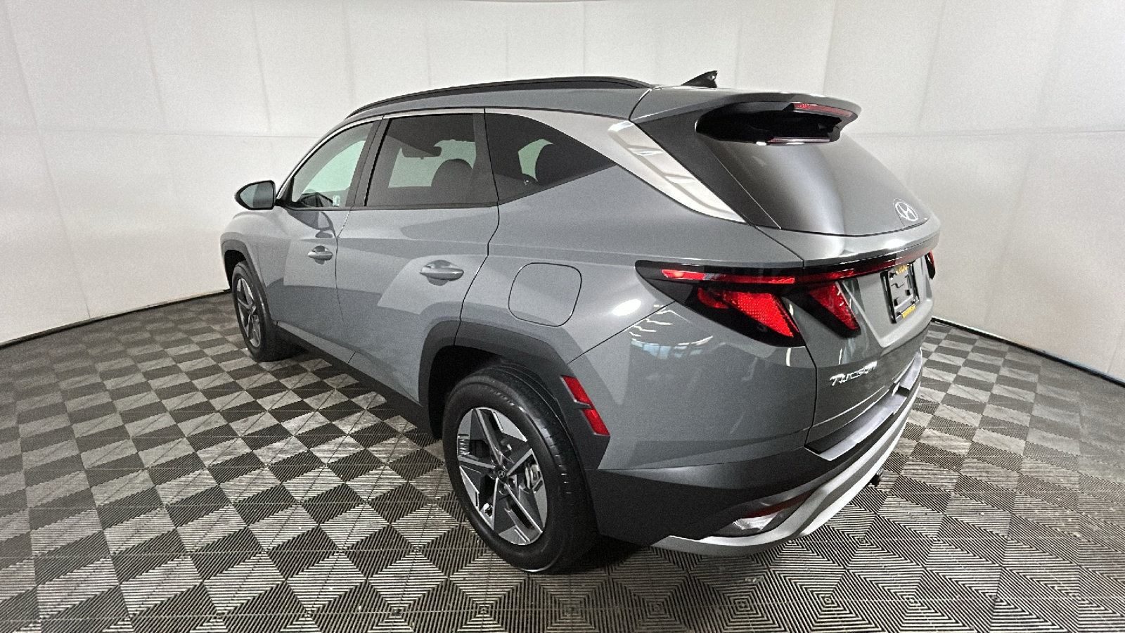 Used 2025 Hyundai Tucson SEL AWD/4WD image 5