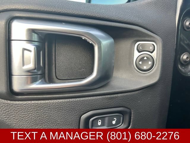 Used 2023 Jeep Gladiator Mojave w/ Cold Weather Group AWD/4WD image 15
