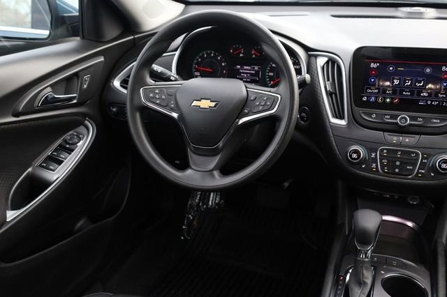 Used 2024 Chevrolet Malibu LT FWD image 21