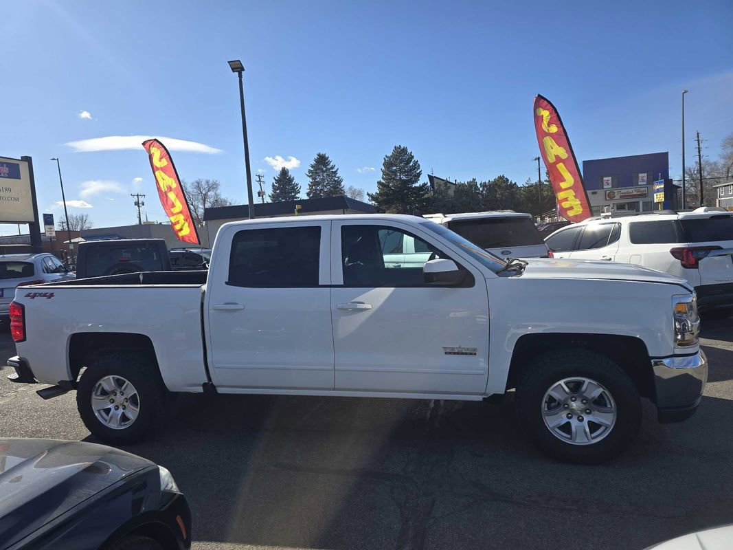 Used 2018 Chevrolet Silverado 1500 LT w/ Texas Edition image 6