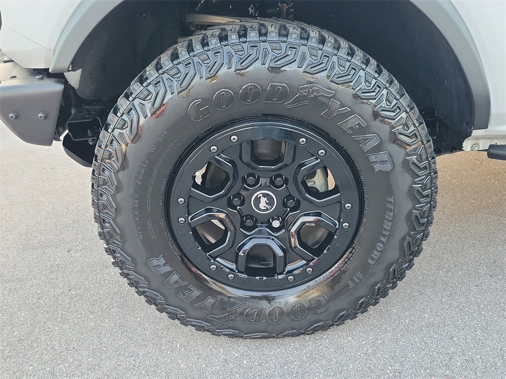 Used 2024 Ford Bronco Wildtrak image 8