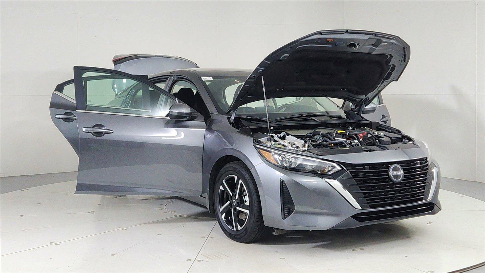 Certified 2025 Nissan Sentra SV w/ Trunk Package image 9