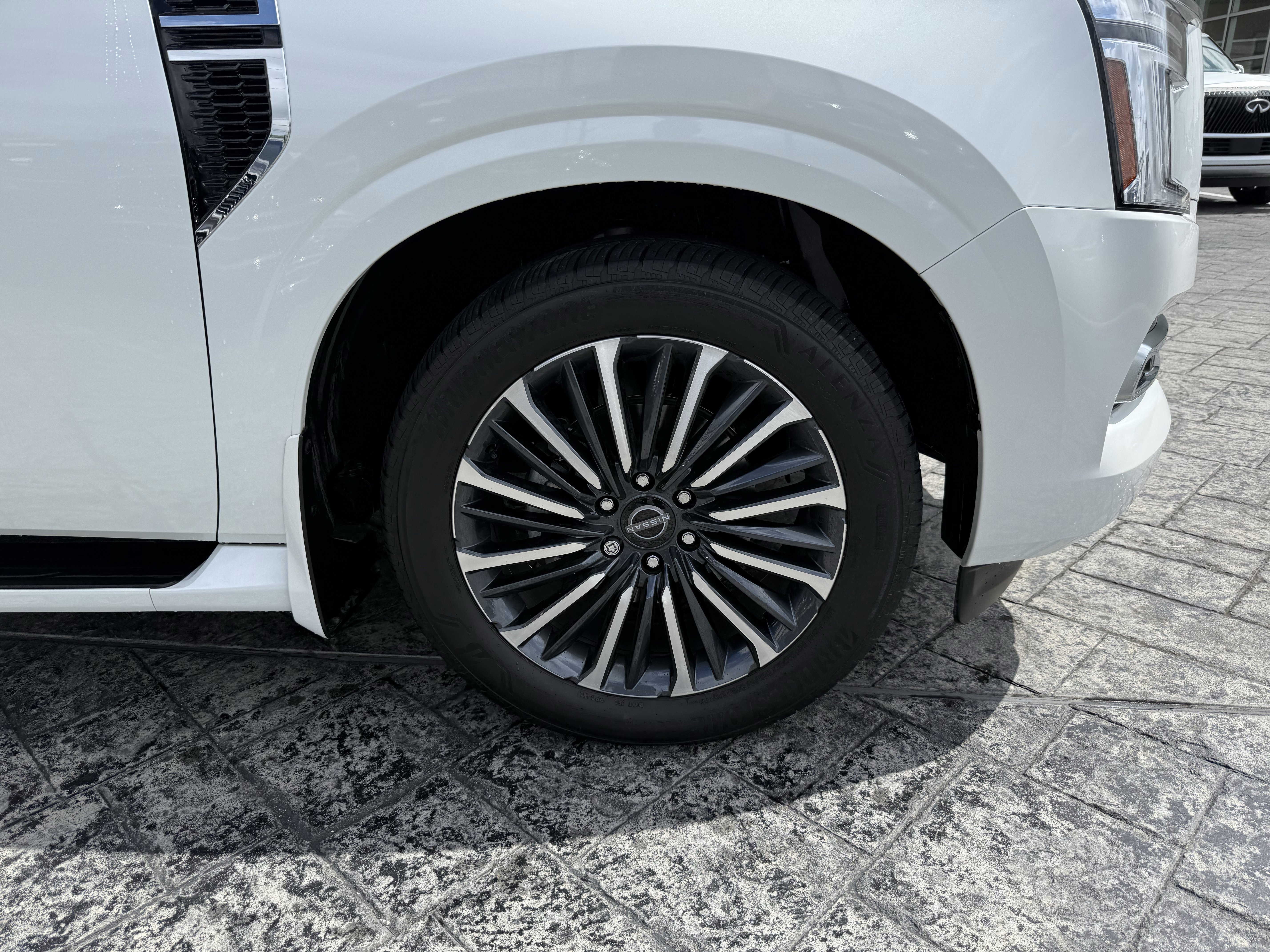 Used 2026 Nissan Armada Platinum Reserve AWD/4WD image 11