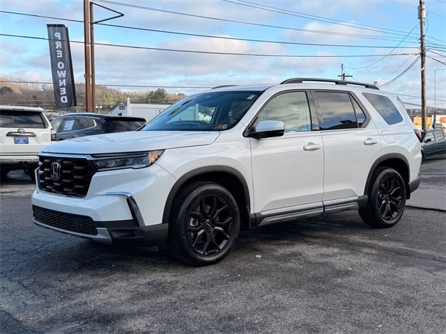 New 2025 Honda Pilot Touring