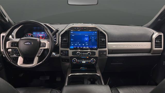 Used 2022 Ford F250 Lariat w/ Black Appearance Package image 12