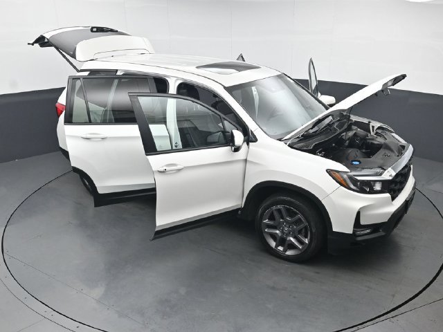 Used 2023 Honda Passport EX-L image 51