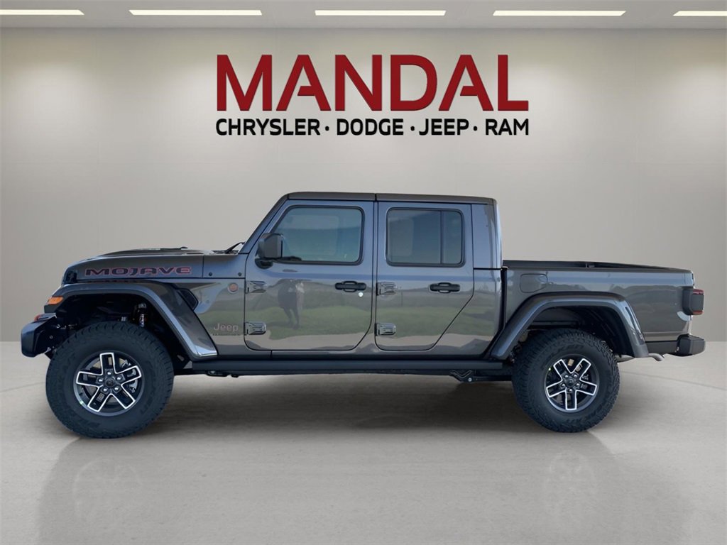 New 2025 Jeep Gladiator Mojave w/ Convenience Group image 11