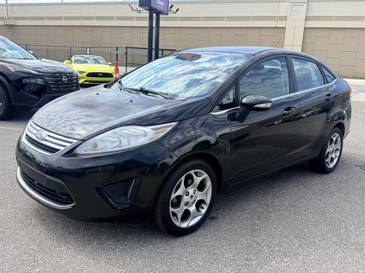 Used 2011 Ford Fiesta SEL w/ 301A Rapid Spec Order Code FWD image 2