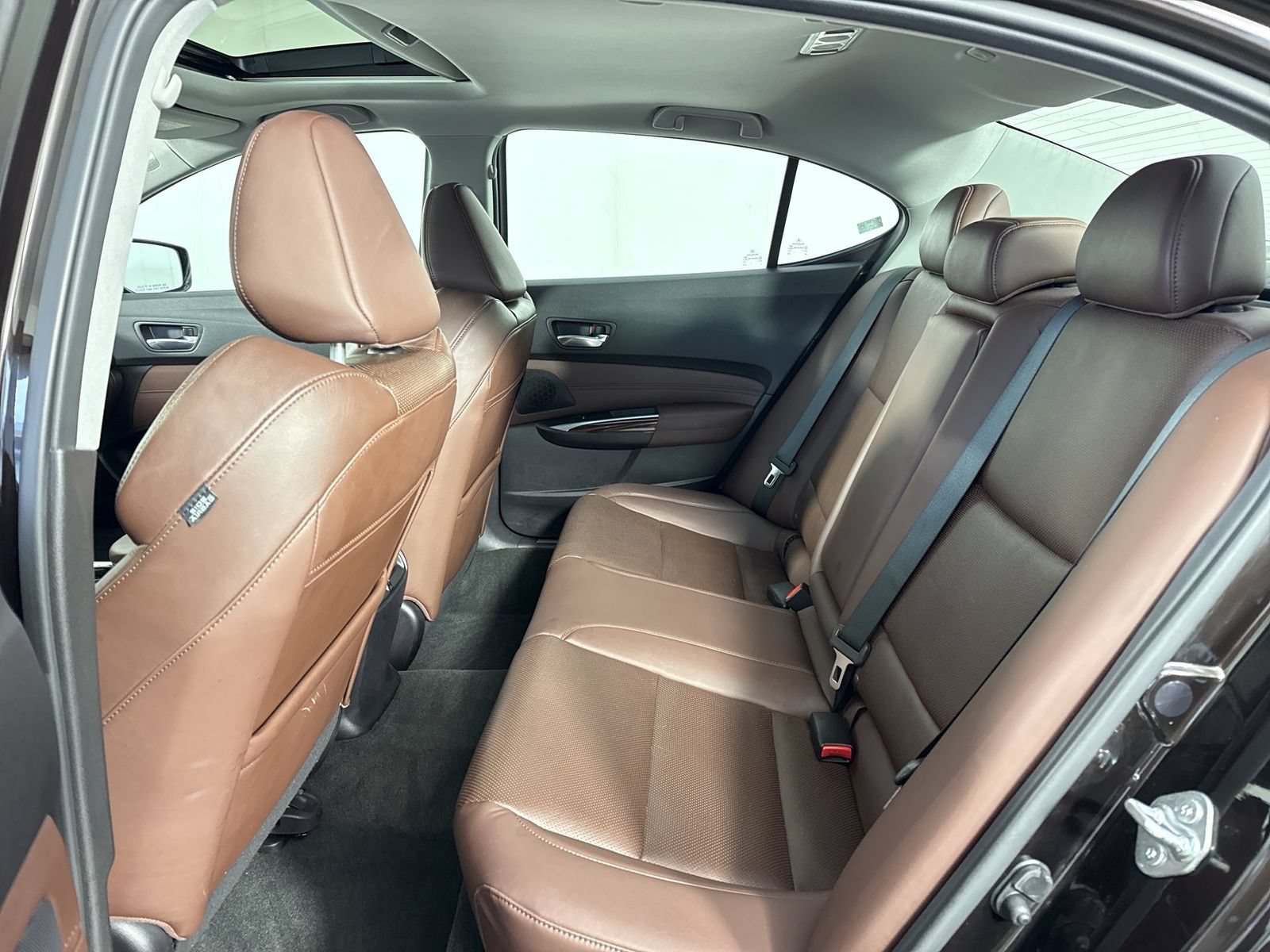 Used 2016 Acura TLX w/ Technology Package FWD image 21