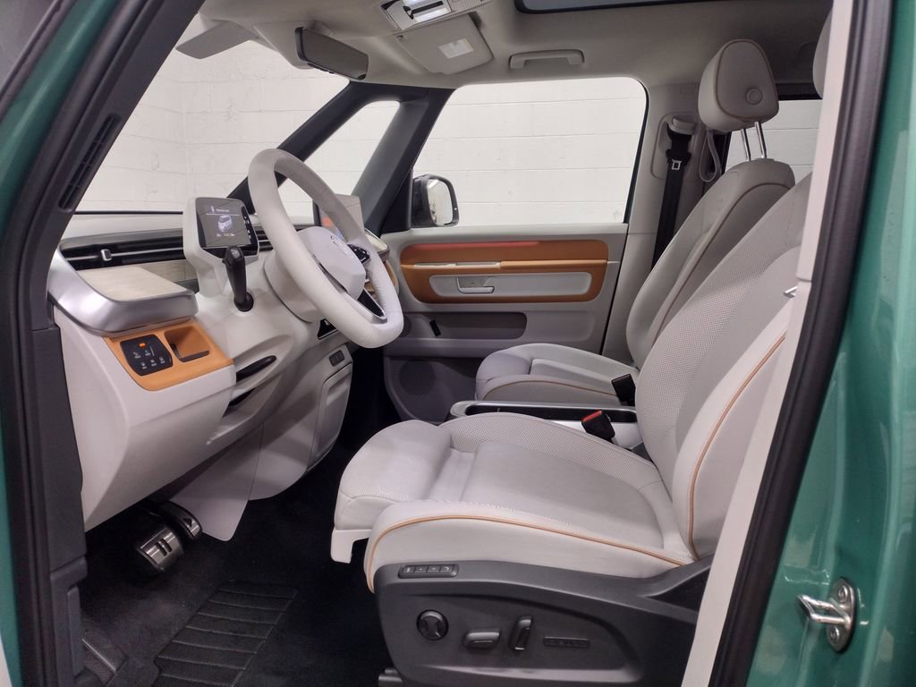 New 2025 Volkswagen ID. Buzz Pro S Plus image 26