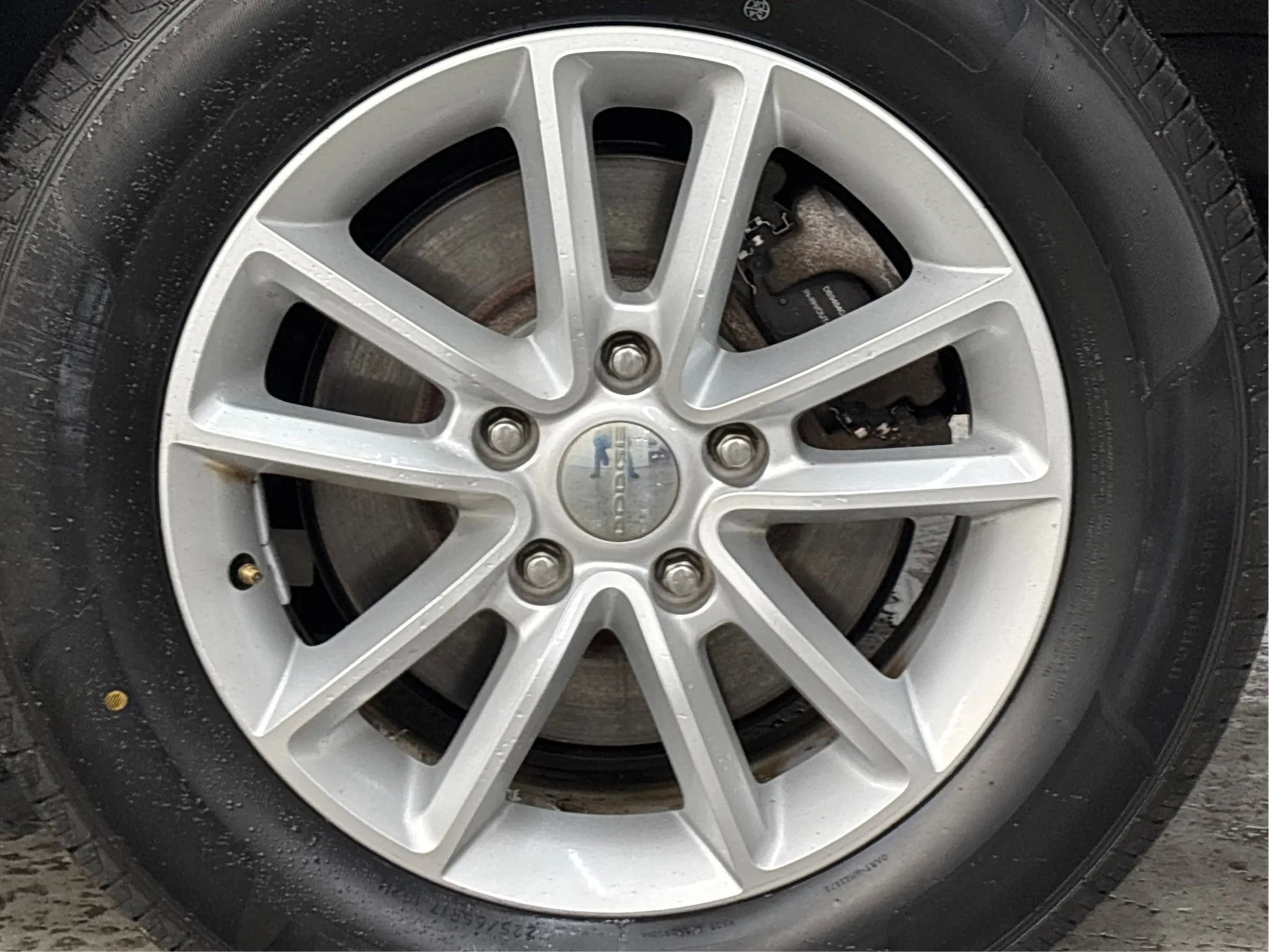 Used 2019 Dodge Grand Caravan SXT FWD image 31