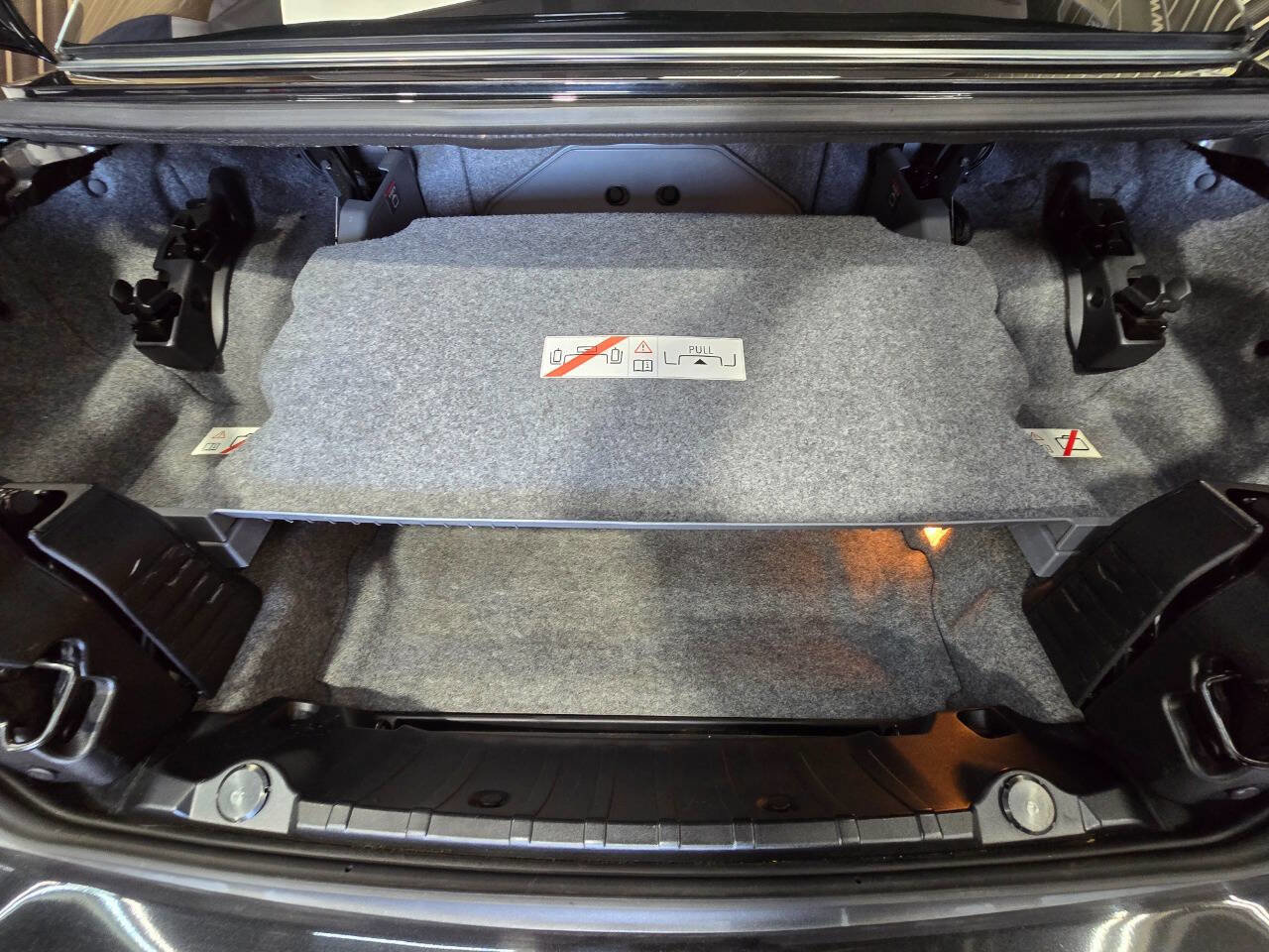 Used 2009 BMW 328i Convertible image 27