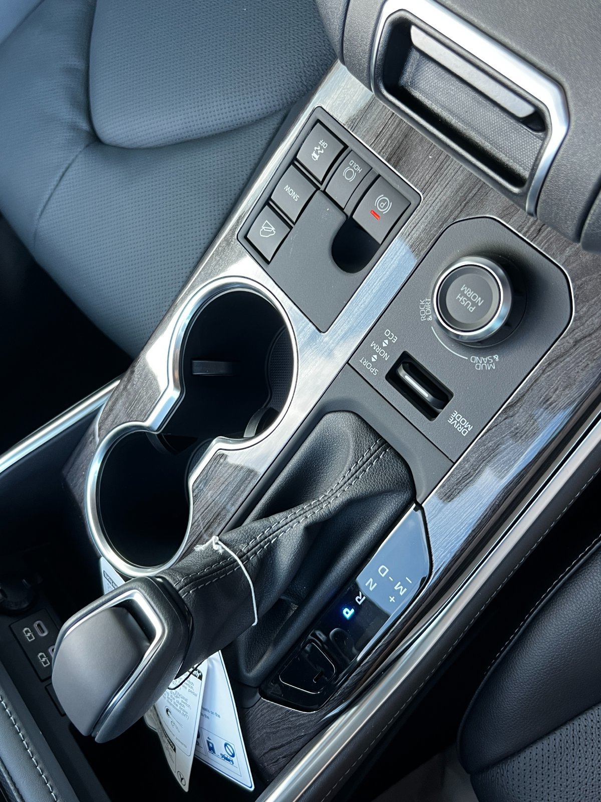 New 2026 Toyota Highlander Limited AWD/4WD image 23
